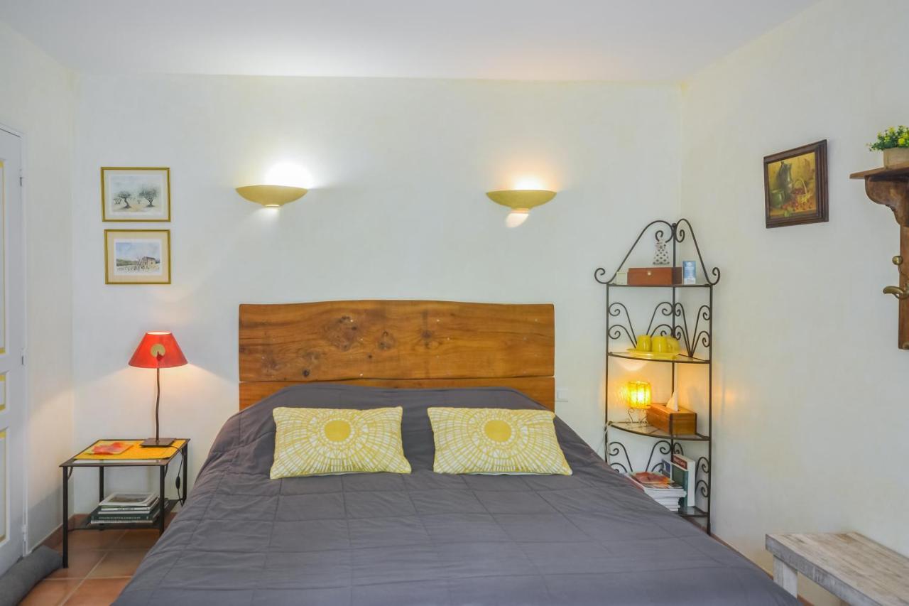 Chambres D'Hotes "La Nesque" Venasque Dış mekan fotoğraf
